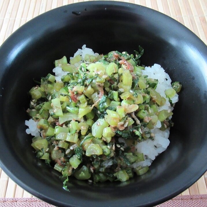 大根の葉のふりかけ丼